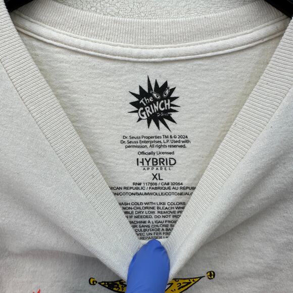 THE GRINCH T Shirt XL by Hybrid Apparel White Chirstmas Graphic - Picture 3 of 7
